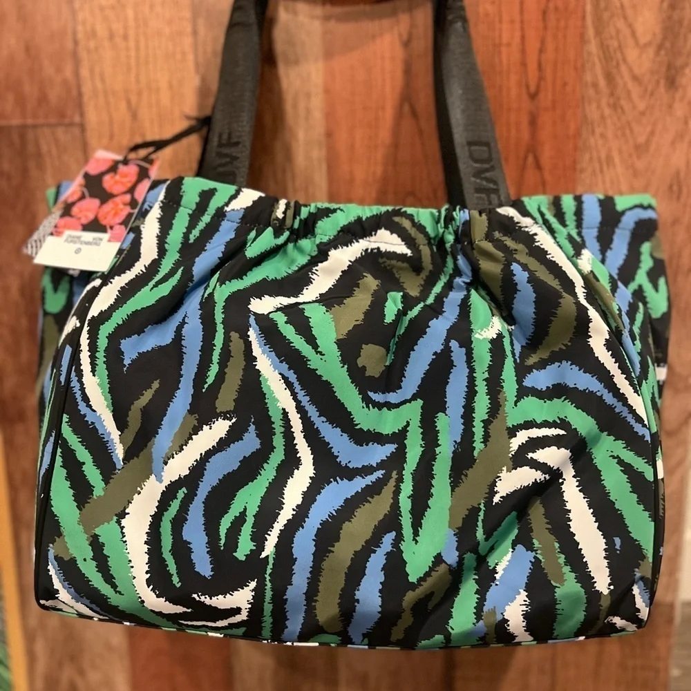 Diane von Furstenberg DVF x Target Disco Zebra Green/Black NWT! - Picture 3 of 5